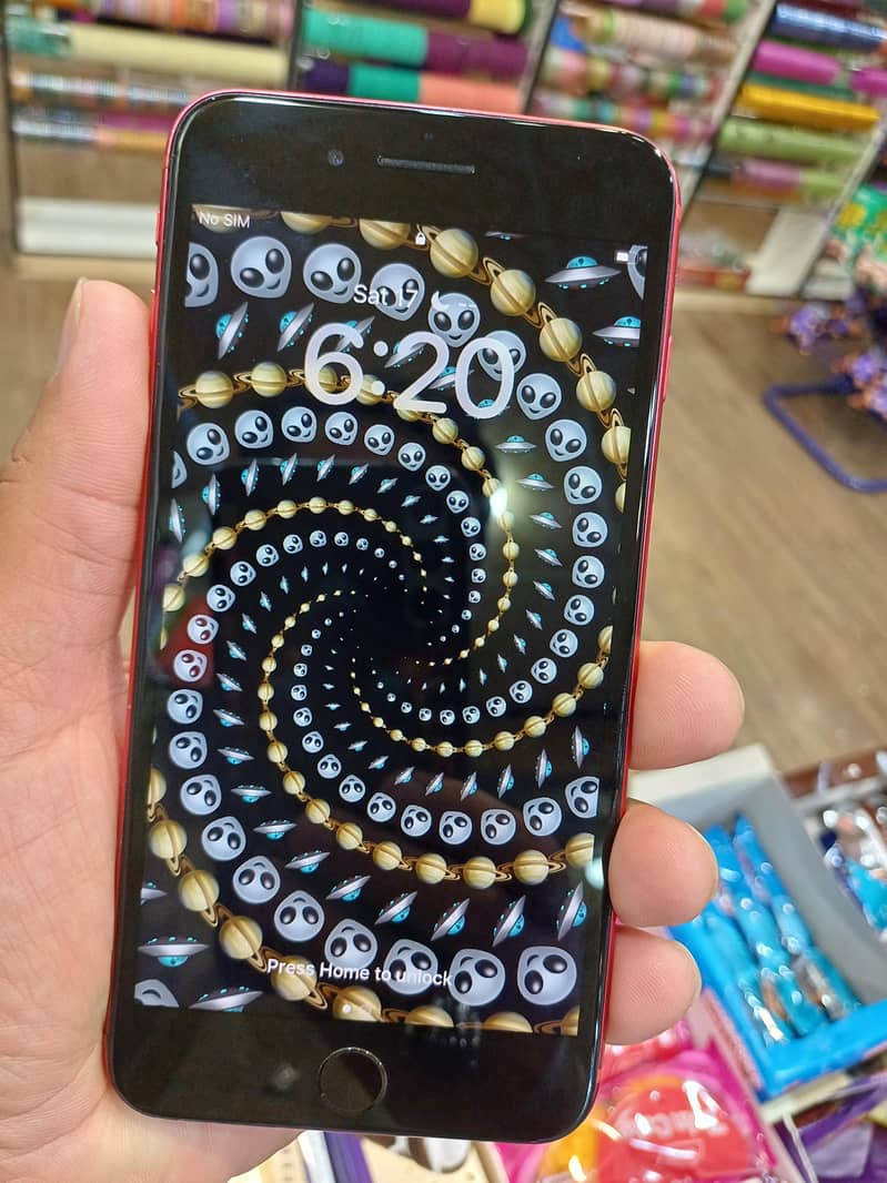 Apple iPhone 8 Plus 2