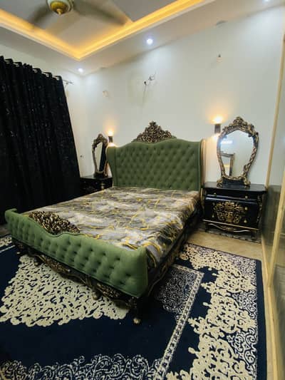 Bridal bed set