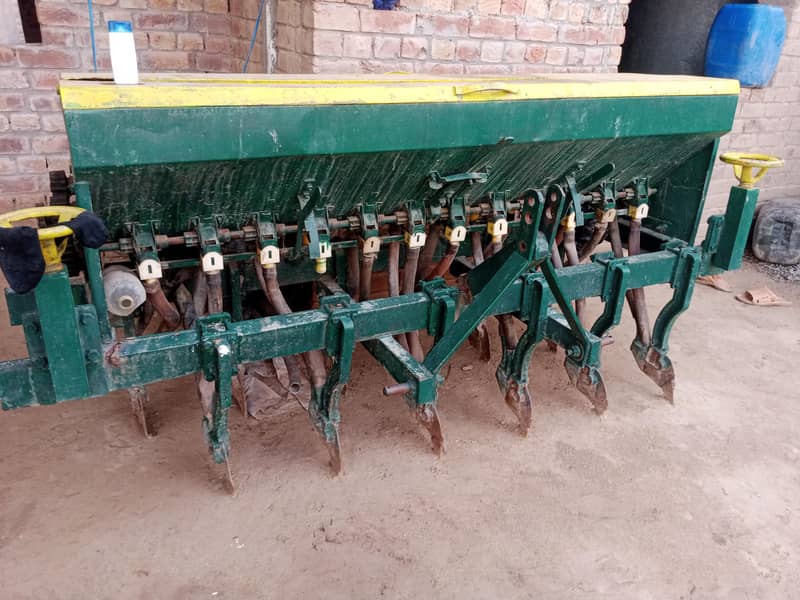 Drill.    wheat drilling machine 6