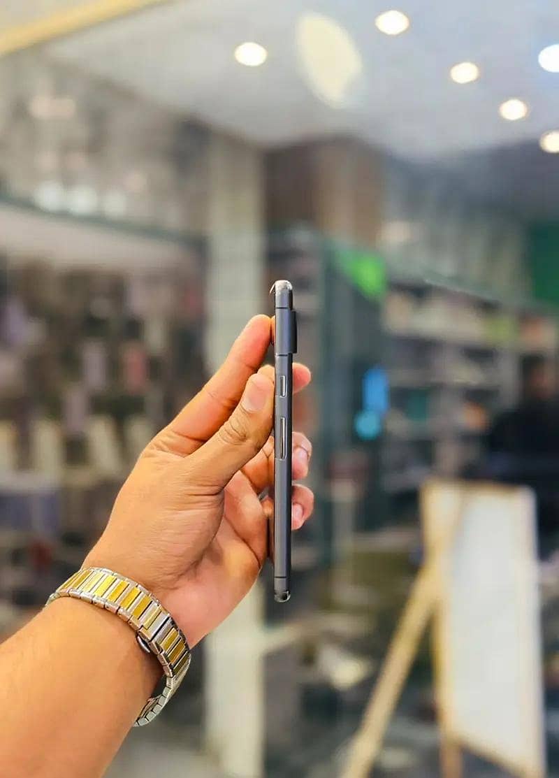Google Pixel 7 3