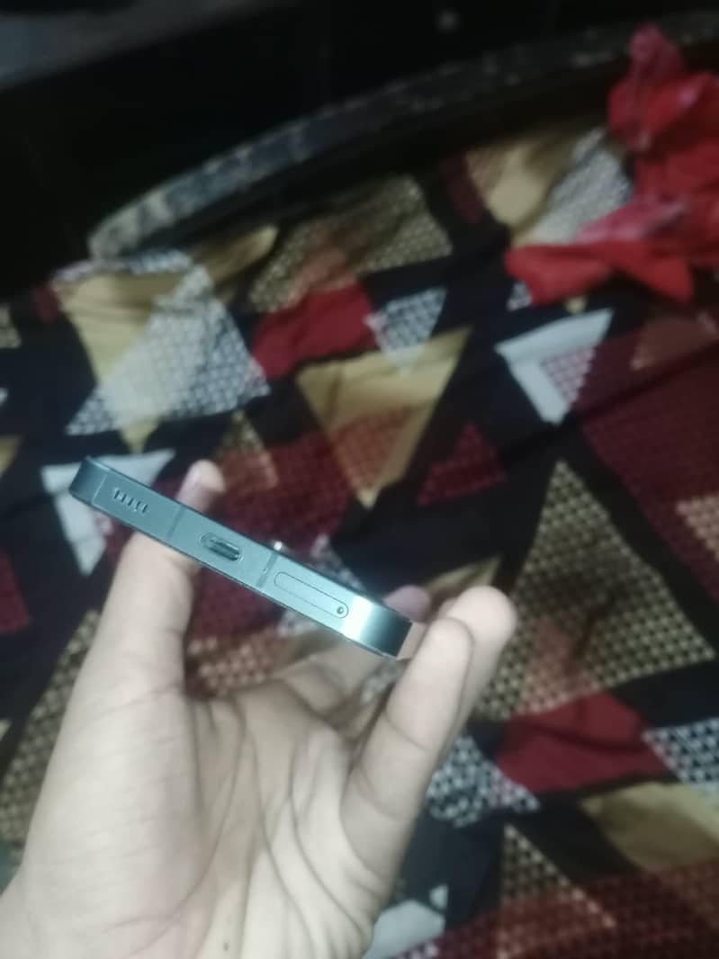 Nothing 1 3