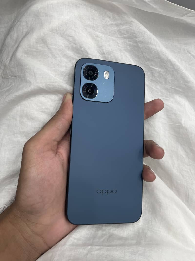 OPPO A6 0