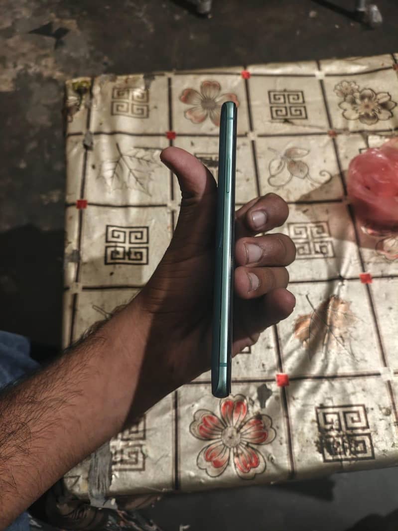 One Plus 8T 5
