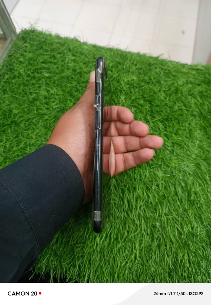 Apple iPhone 7 Plus 3