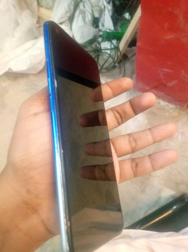 OPPO A54 4