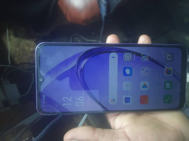 OPPO A3s 4
