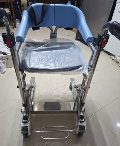 Boxed Pack Hydraulic Lift Wheelchair