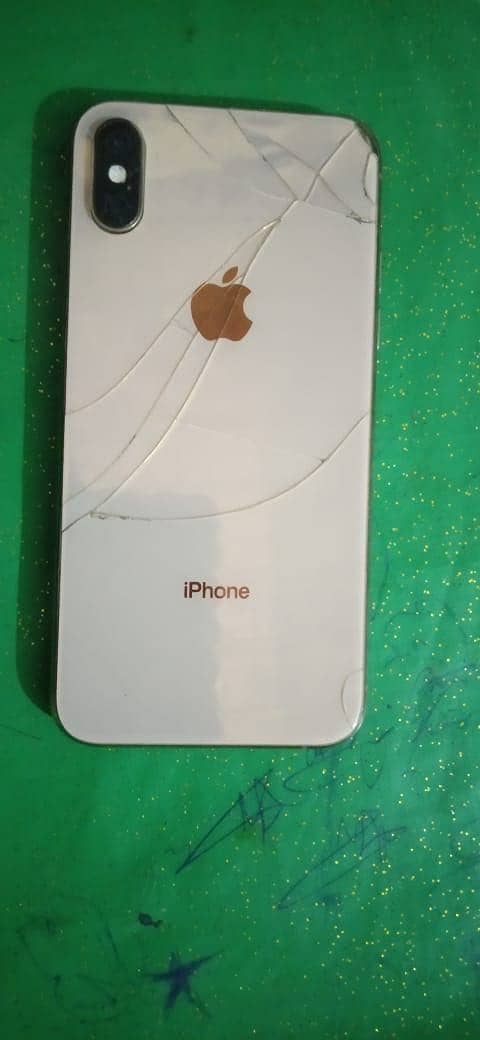 Apple iPhone XS 1