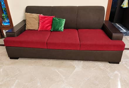 Sofa set, 3+2 seater with matching Centre table,
