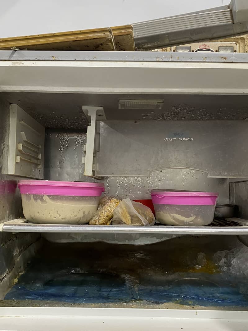 Dawlance refrigerator 1
