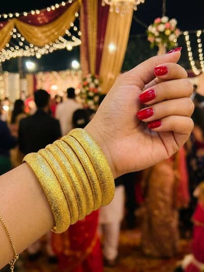Gold polish Indian set