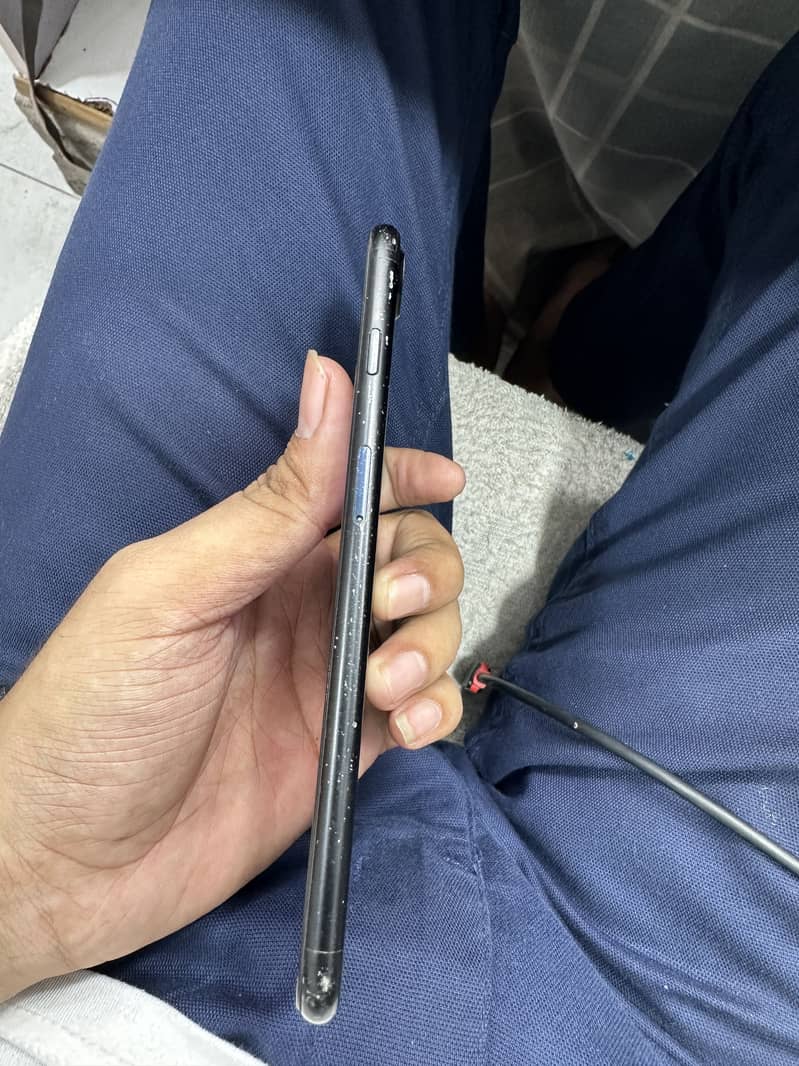 Apple iPhone 7 Plus 2