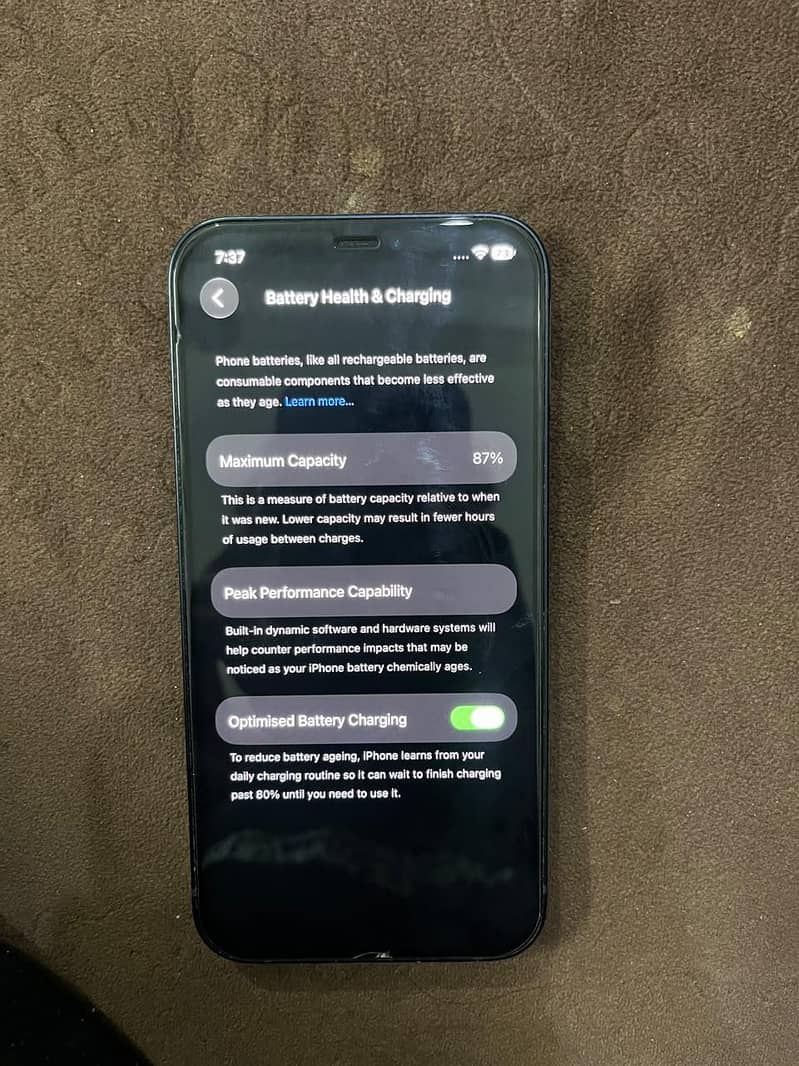 Apple iPhone 12 6