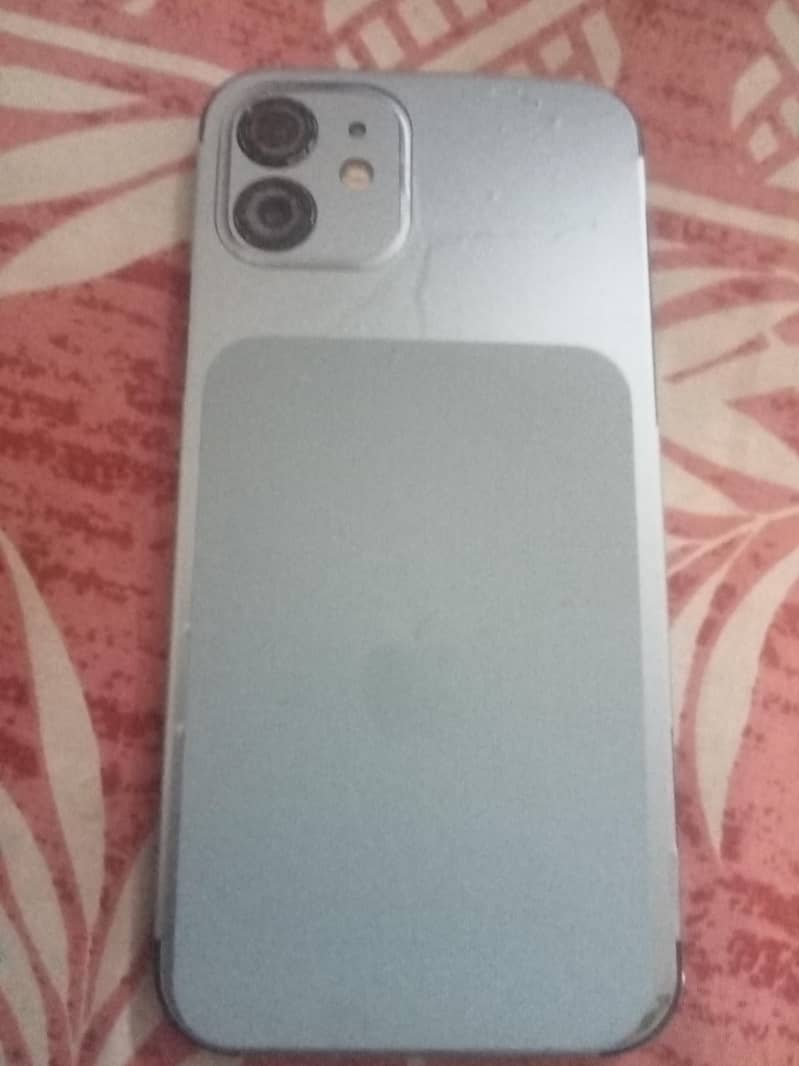 Apple iPhone 11 0