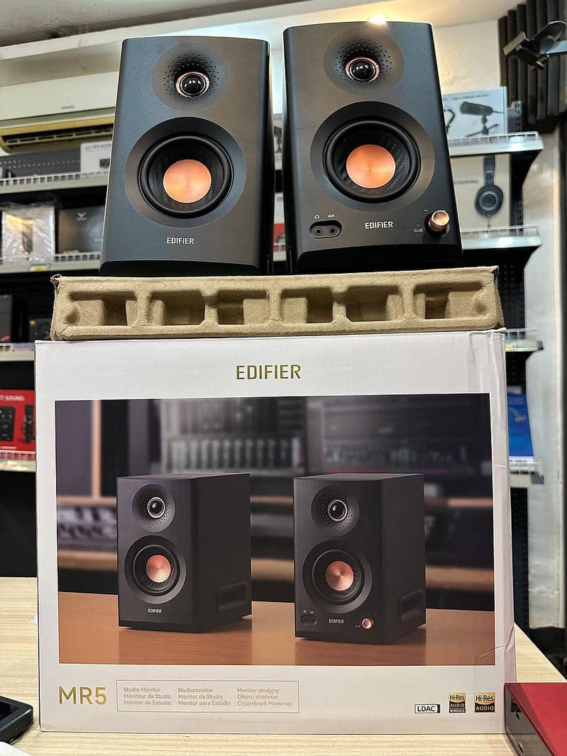 edifier mr5 speaker 11