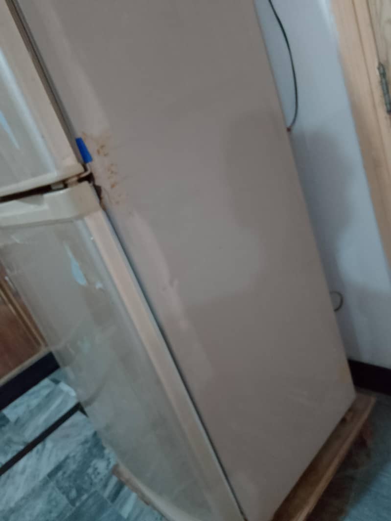 Refrigerator 1