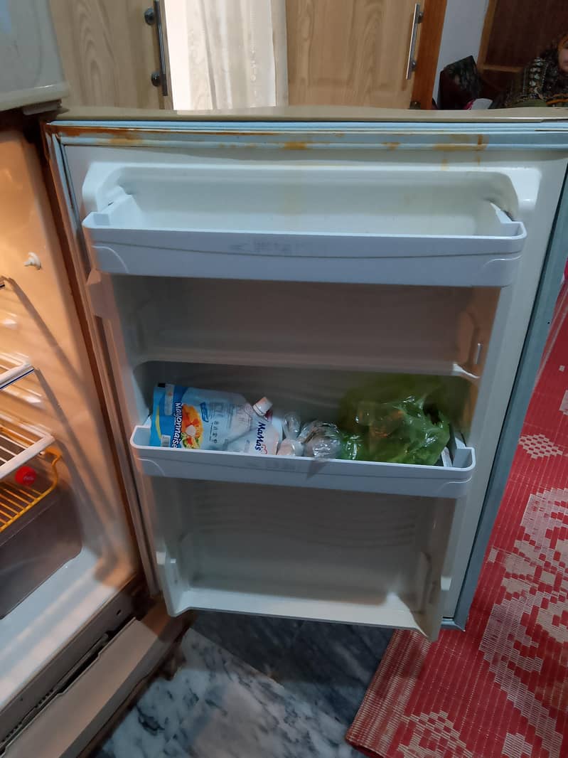 Refrigerator 3