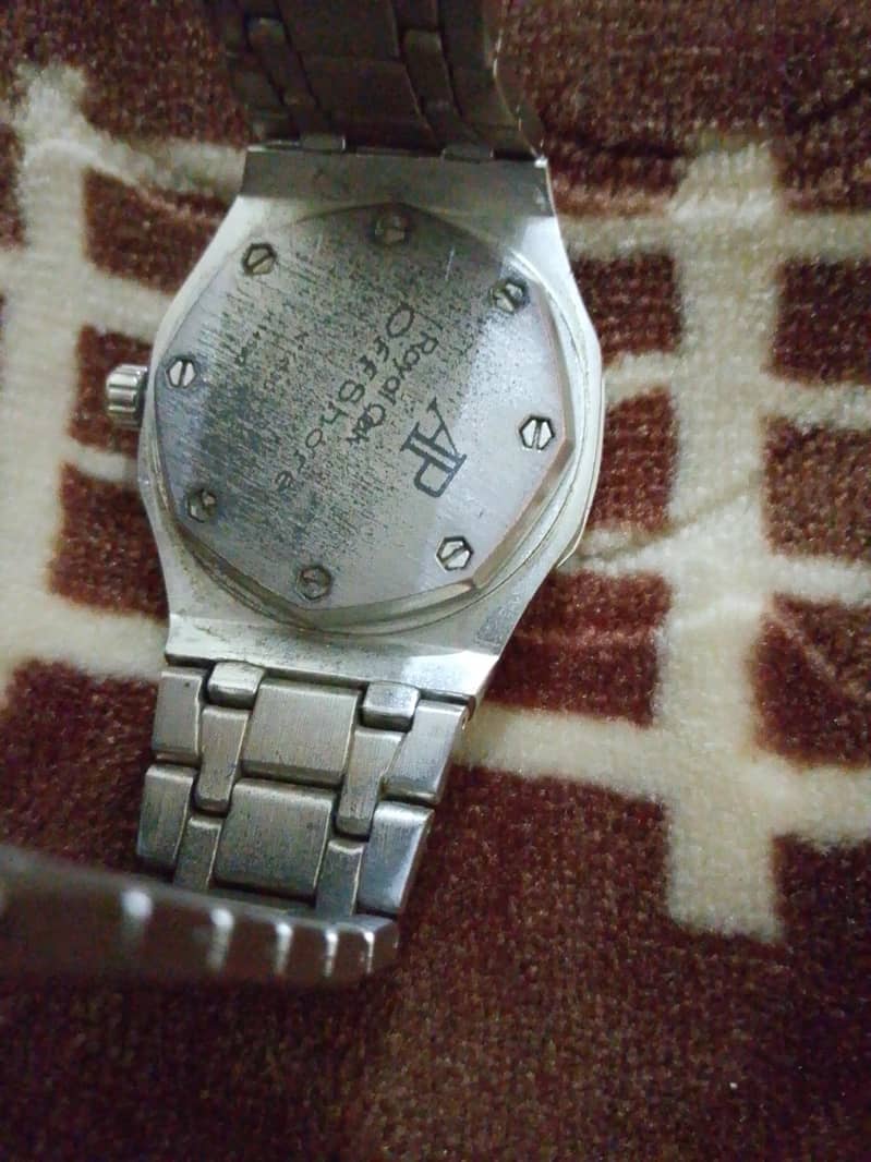 watch 2