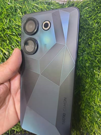 Tecno CAMON 20