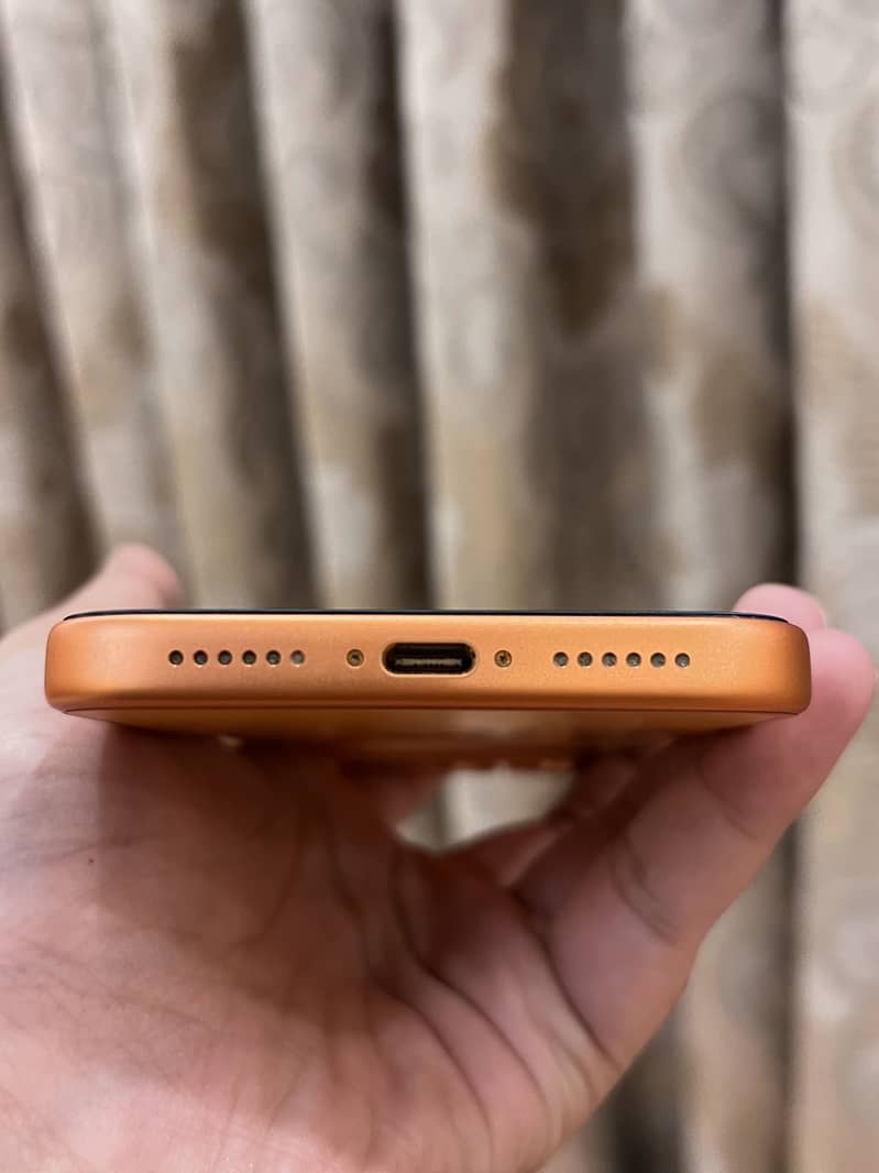 Apple iPhone 17 Pro Max 5