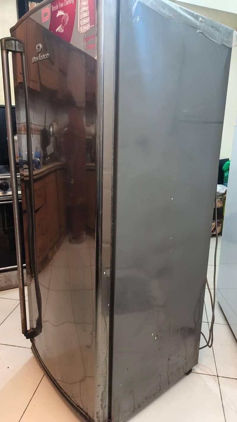 Vertical Freezer 3