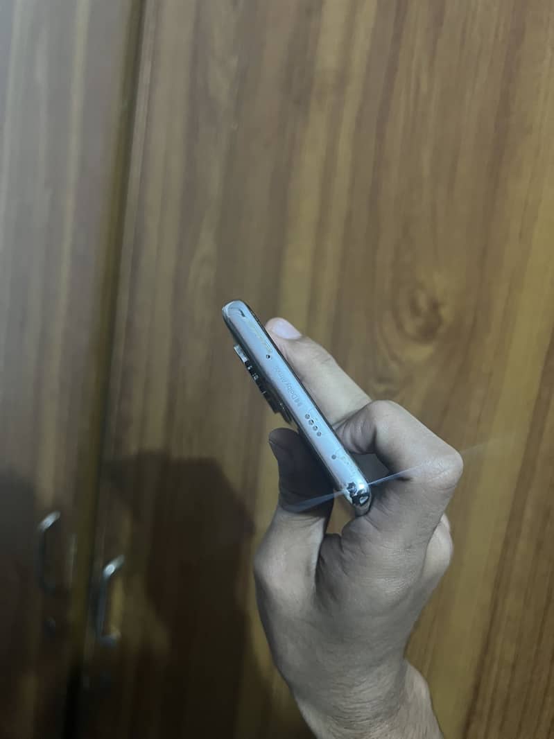 Tecno camon 40pro 1