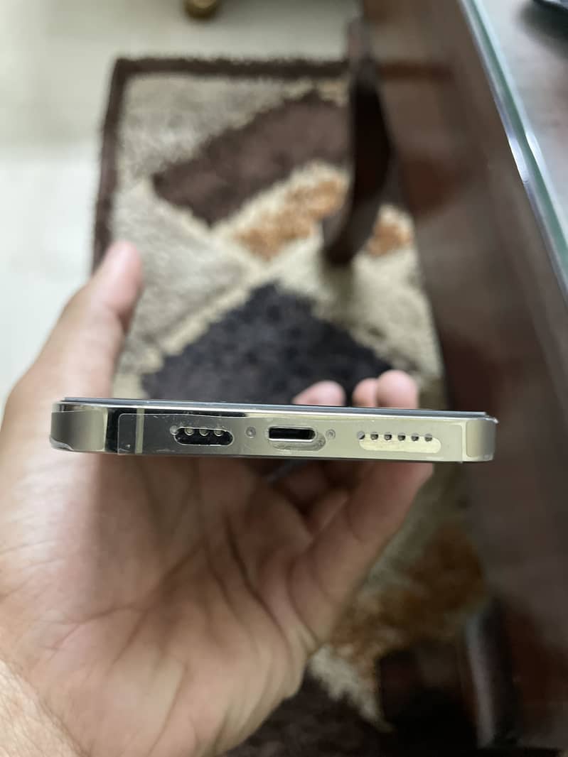 Apple iPhone 14 Pro Max 3