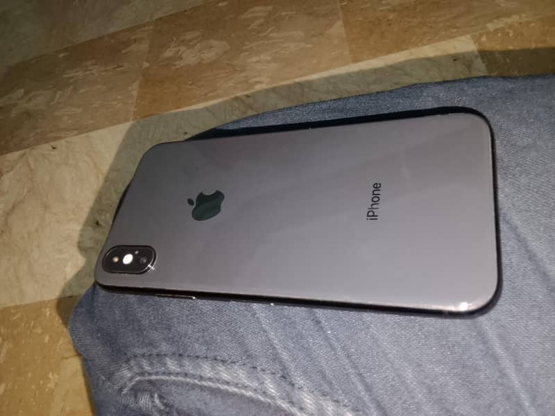 Apple iPhone X 1