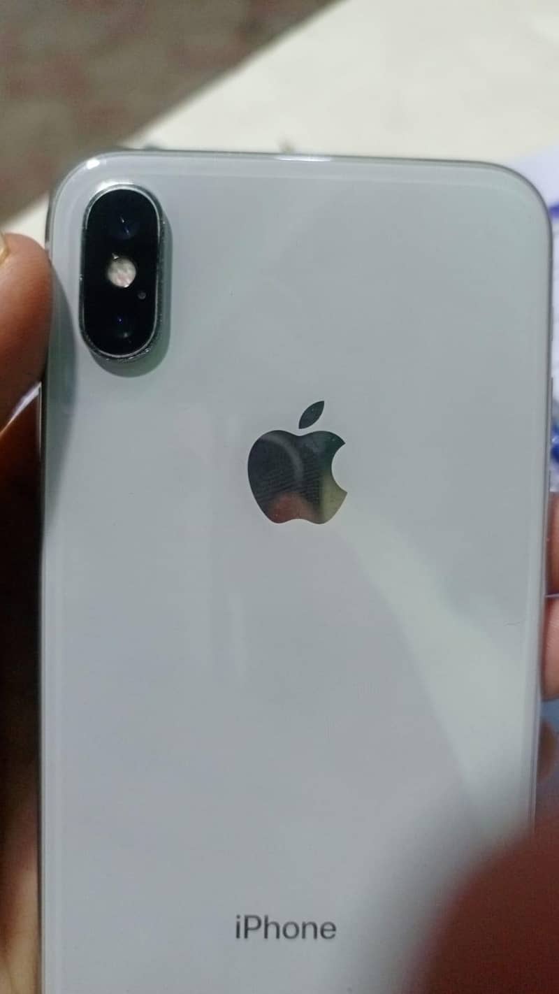 Apple iPhone X 3