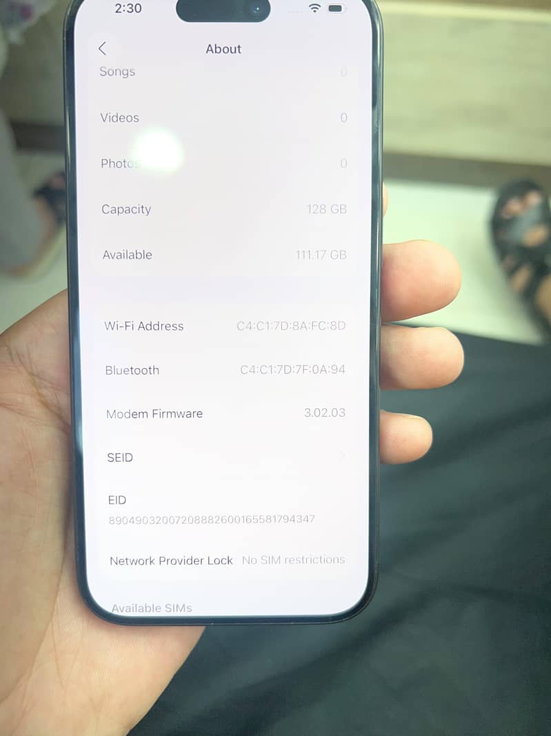 Apple iPhone 15 6