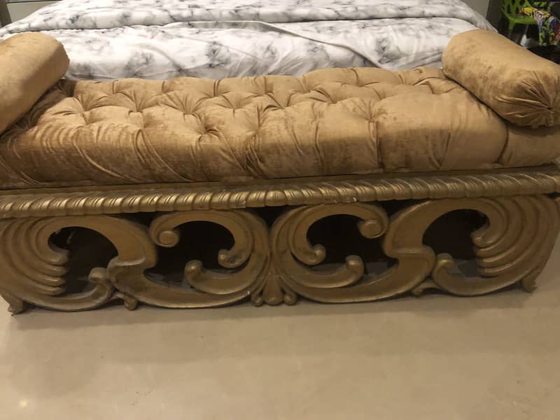 Sofa 2 seater 0