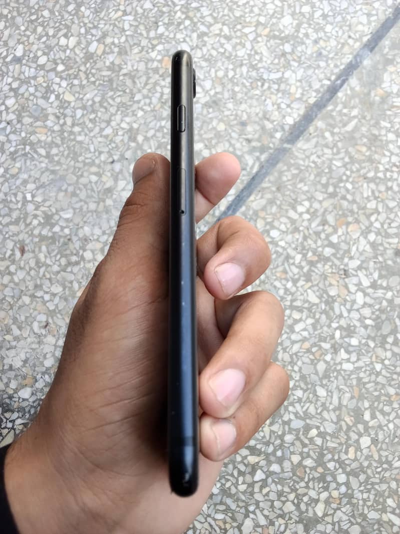 Apple iPhone 2