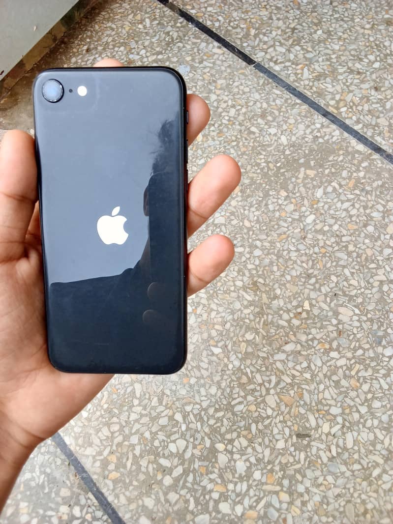 Apple iPhone 3