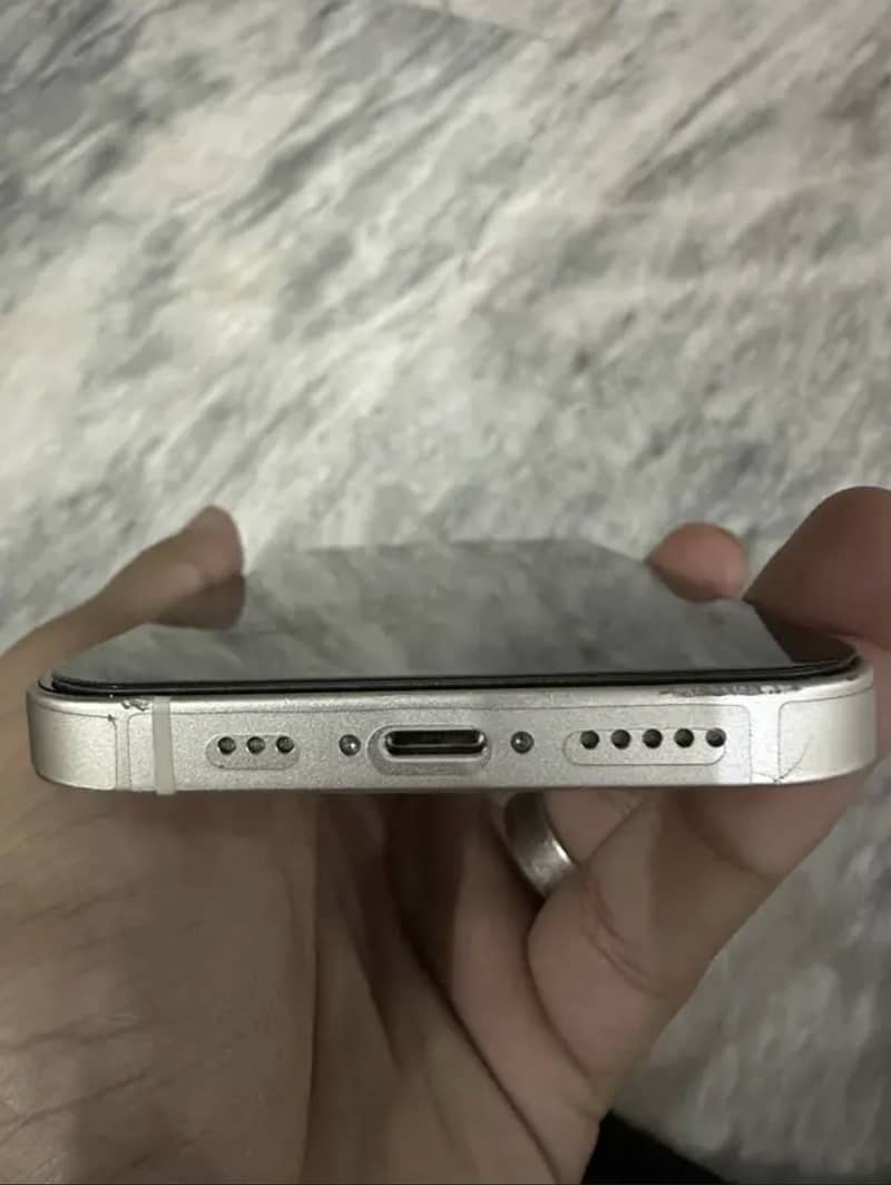 Apple iPhone 14 6