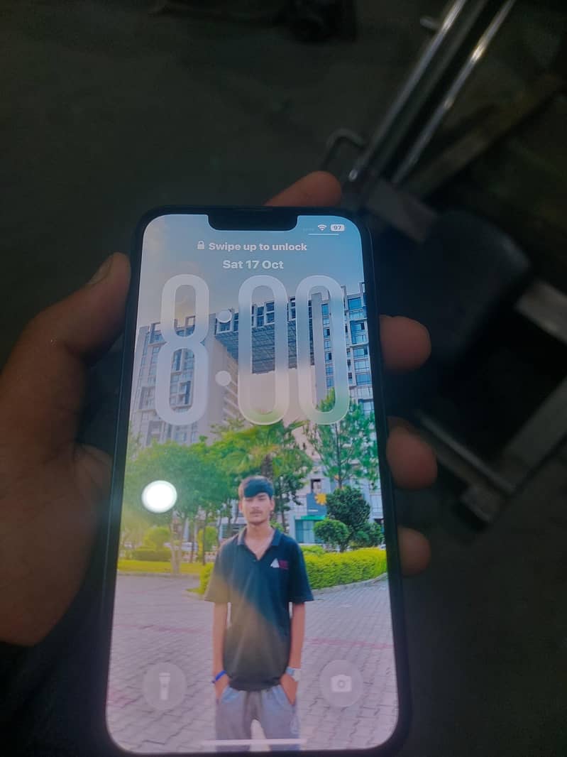 Apple iPhone 13 1
