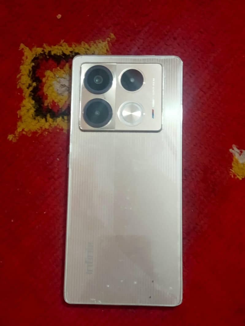 Infinix Note 40 0