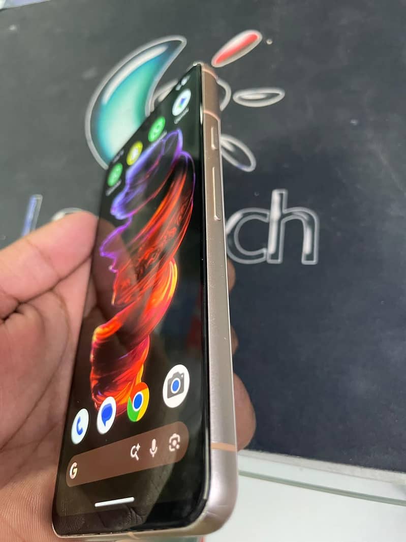 Google Pixel 8 3
