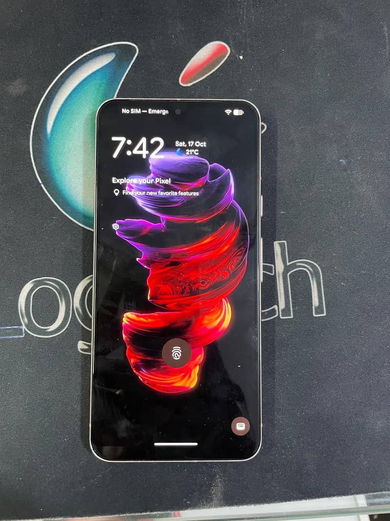 Google Pixel 8 4