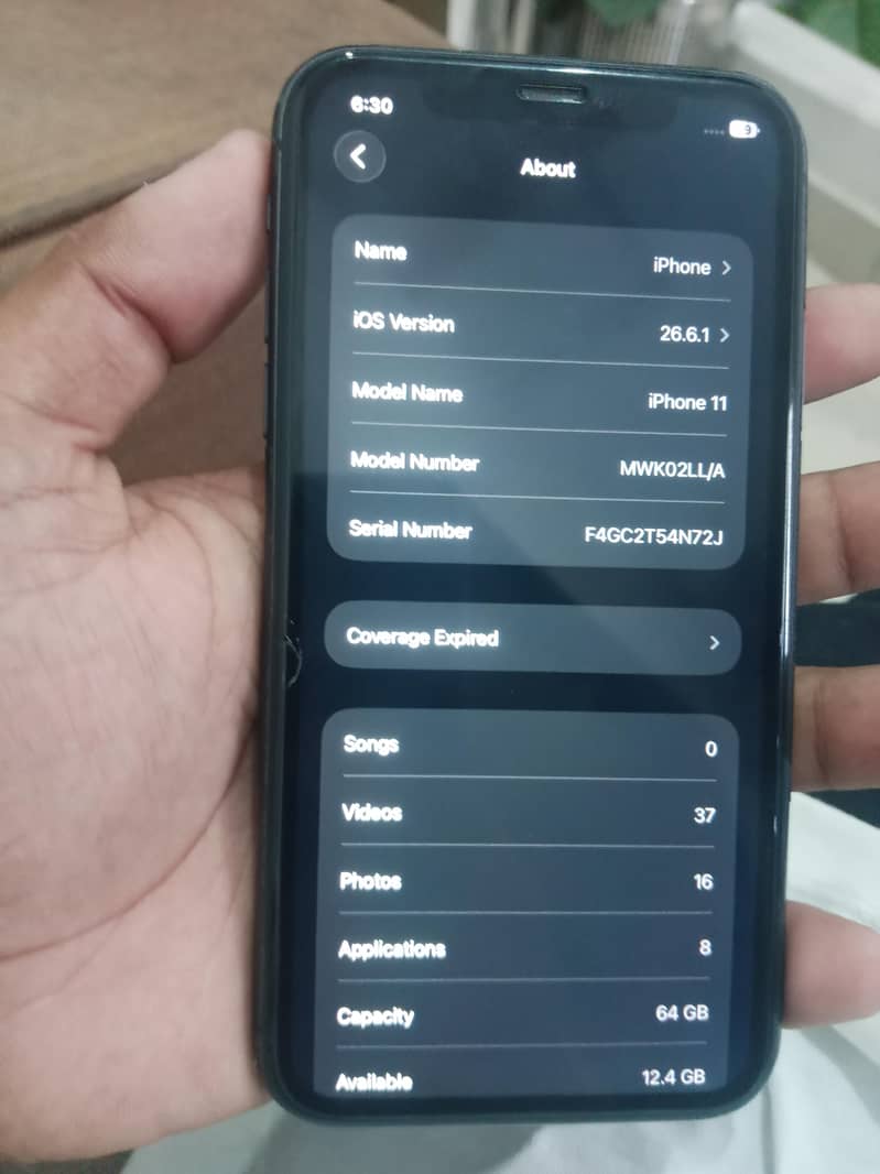 Apple iPhone 11 4