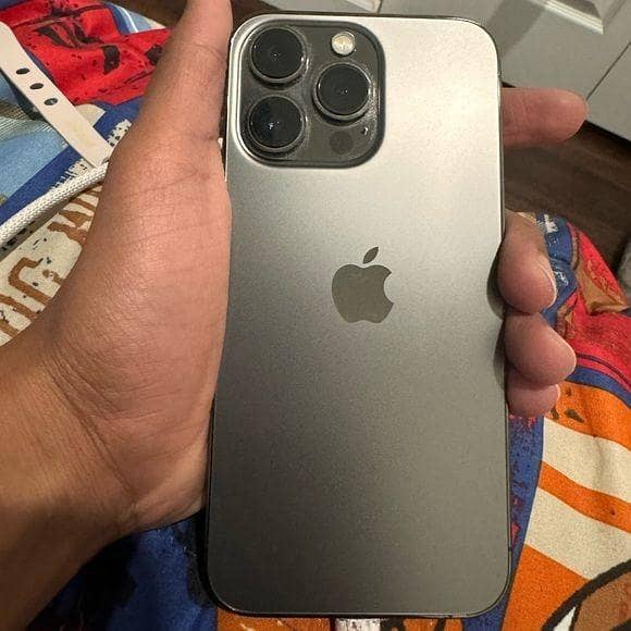 Apple iPhone 13 Pro 0