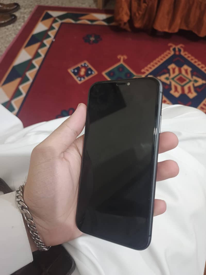 Apple iPhone 11 1