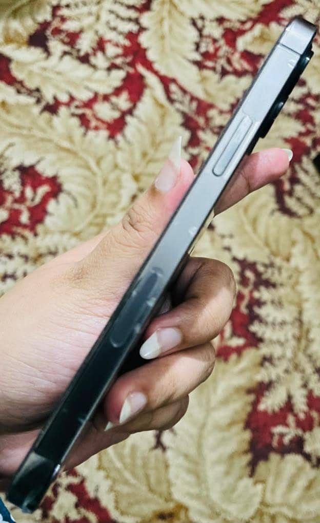 iPhone 12 pro 5