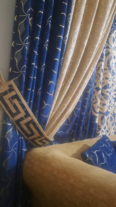 blue nd golden curtain