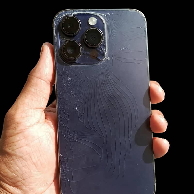 Apple iPhone 14 Pro Max 0