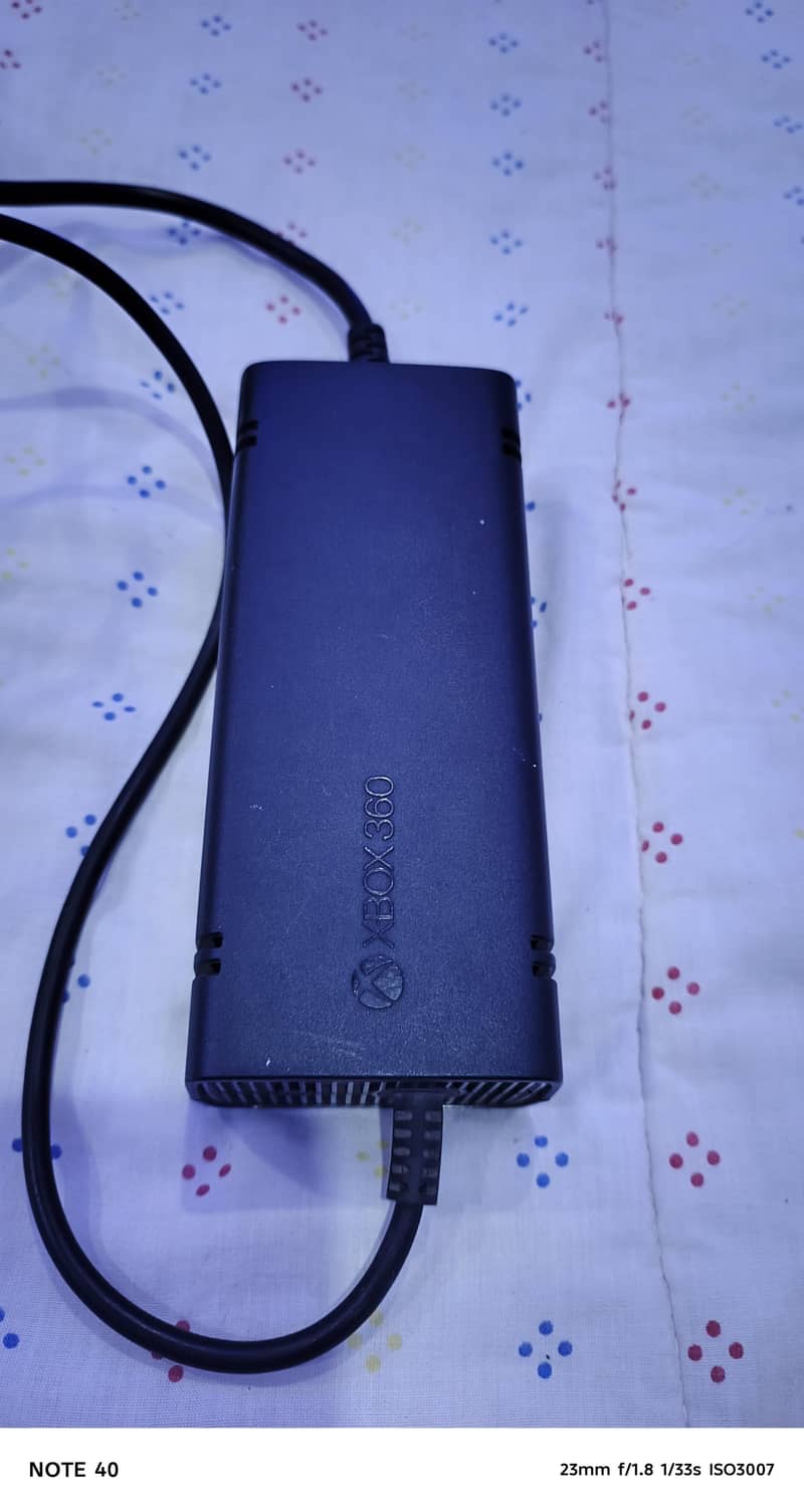 X BOX 360 E SLIM MODEL 6