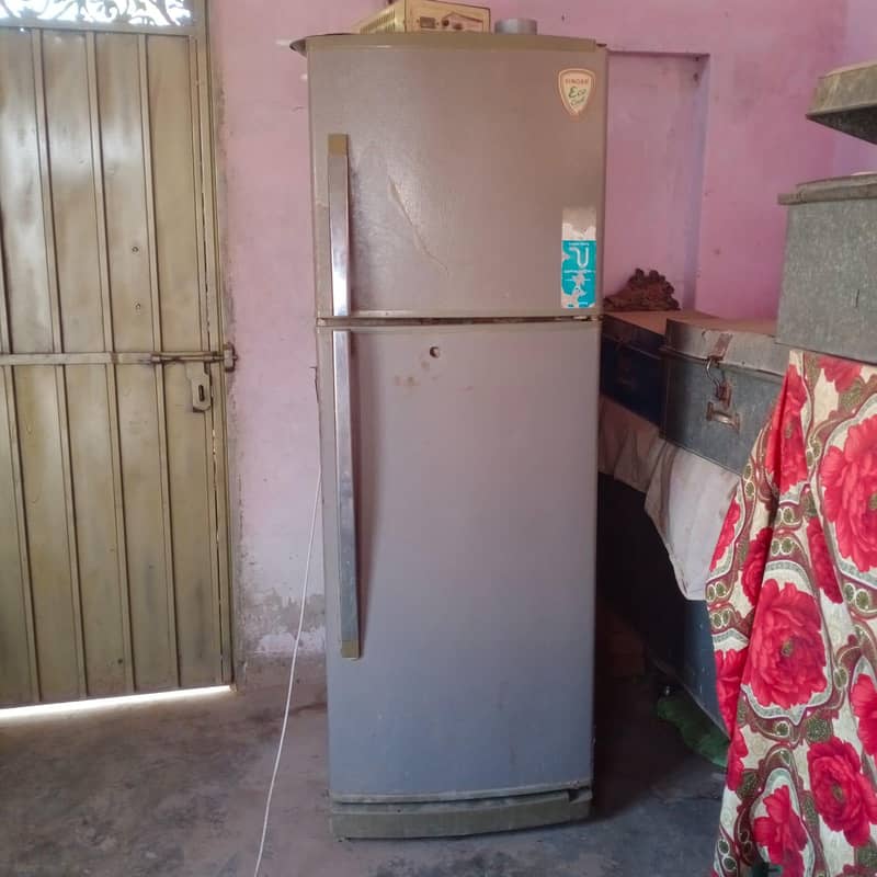 Singer Double Door Refrigerator for Sale – Working Condition 1