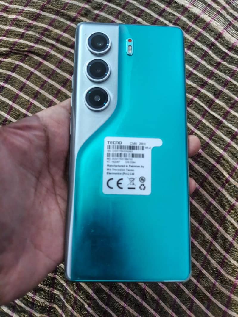 Tecno CAMON 40 Pro 2