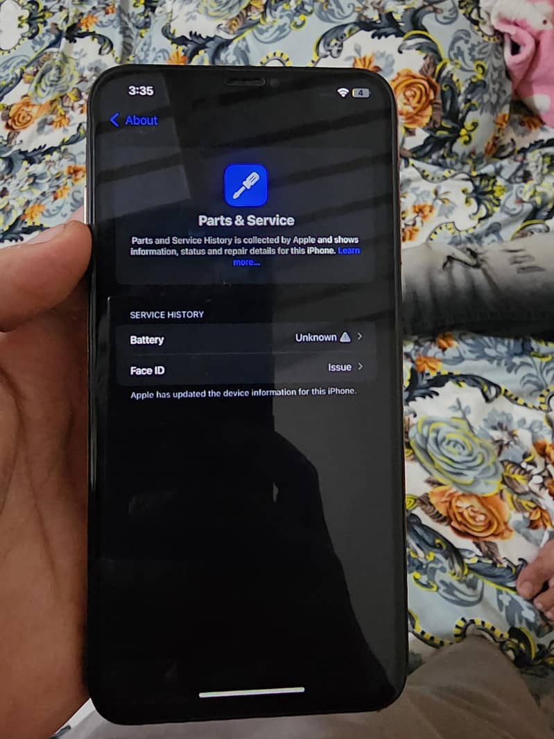 Apple iPhone XS Max 3