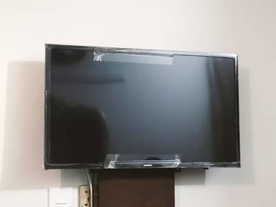 Samsung Smart LED TV 32T5300