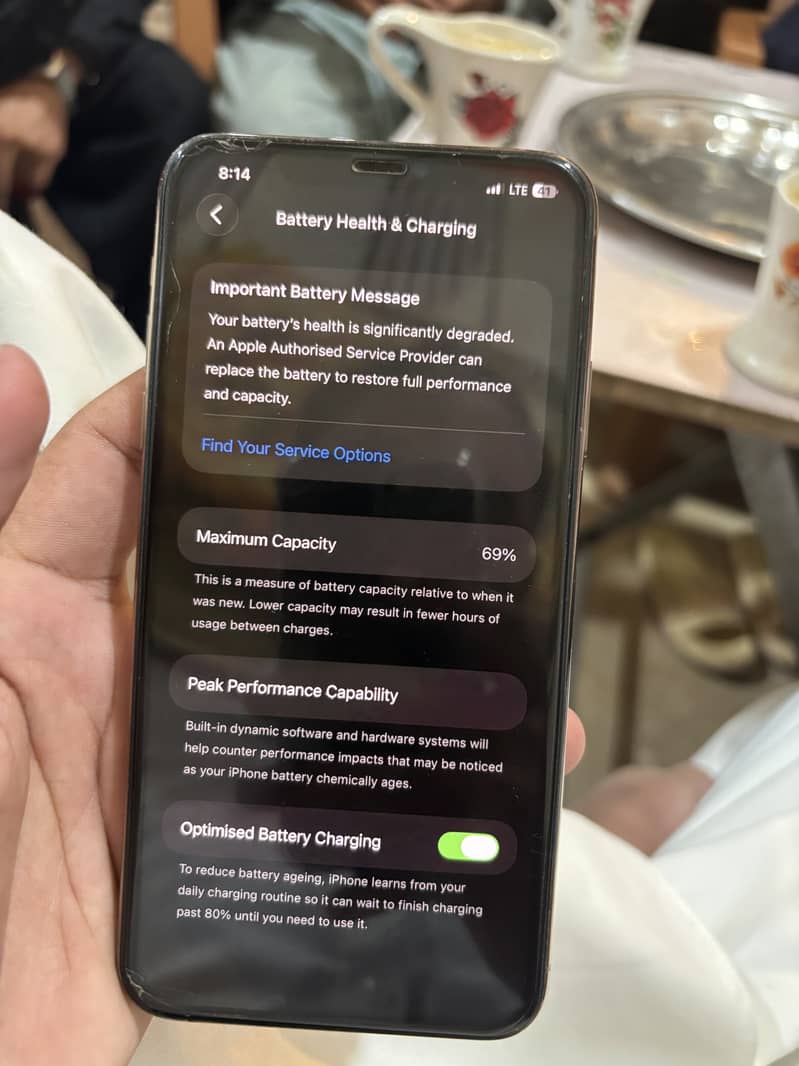 Apple iPhone 11 Pro Max 4